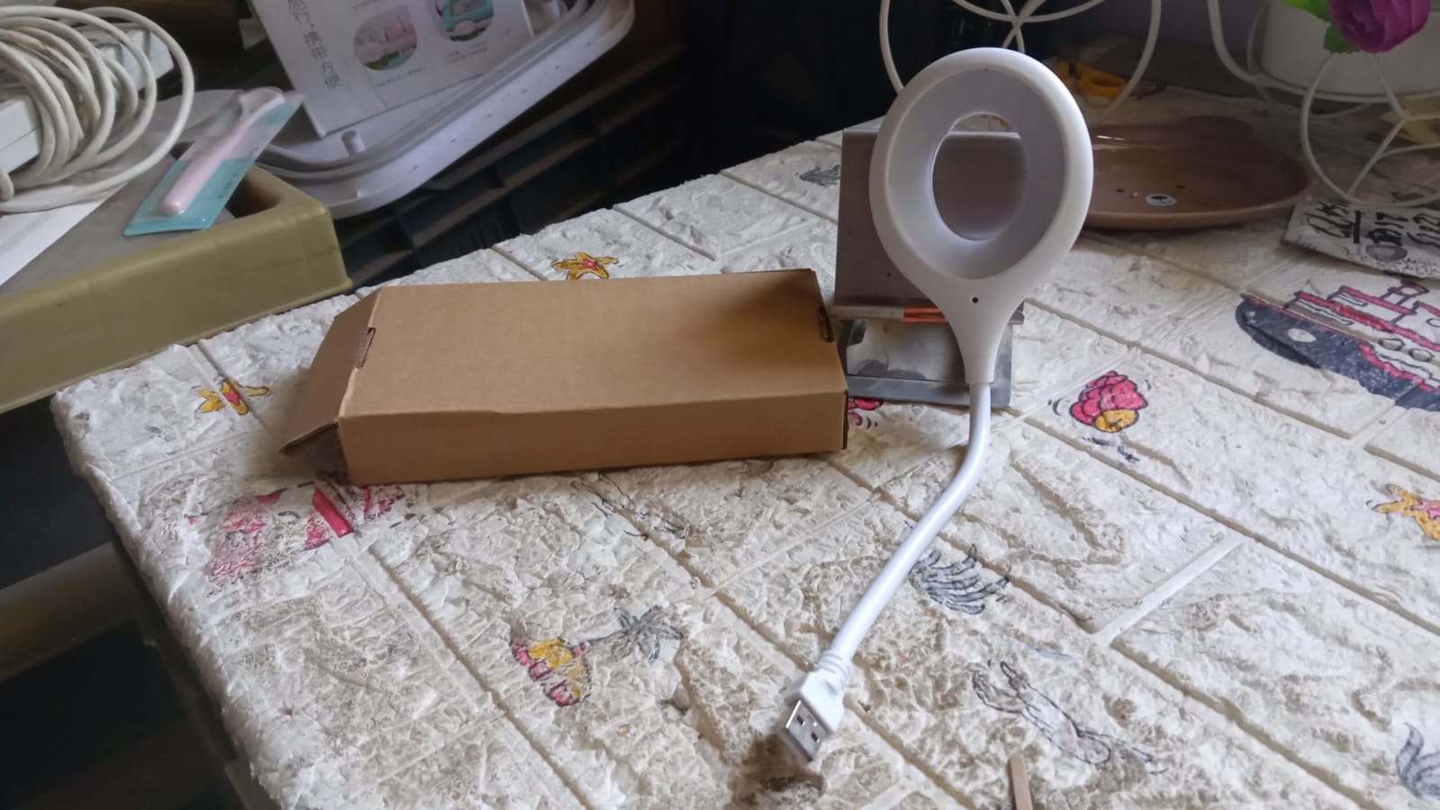 12608 LED USB Light for Laptop, 16 LED Night Lights for Bedroom, Lightweight Small LED Reading Light Lamp with Flexible Neck, Desk Light for Home, Travel, Study, Office (1 Pc) 12608 LED USB Light for Laptop, 16 LED Night Lights for Bedroom, Lightweight Small LED Reading Light Lamp with Flexible Neck, Desk Light for Home, Travel, Study, Office (1 Pc)
